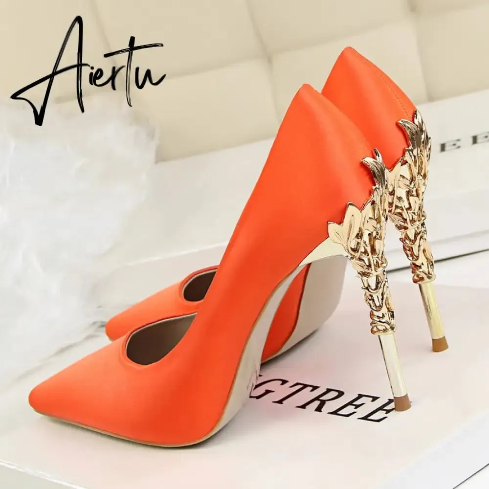 Aiertu  Metal Carved Wedding Bridal High Heels Solid Silk Shoes Pointed Toe Shallow Women Pumps Ladies Elegant High Heels 10cm