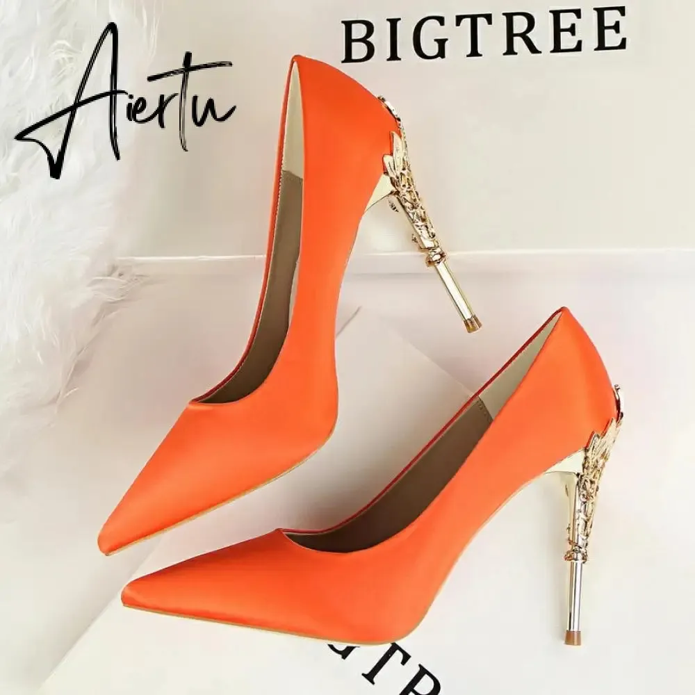 Aiertu  Metal Carved Wedding Bridal High Heels Solid Silk Shoes Pointed Toe Shallow Women Pumps Ladies Elegant High Heels 10cm