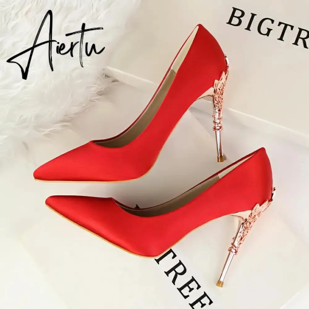 Aiertu  Metal Carved Wedding Bridal High Heels Solid Silk Shoes Pointed Toe Shallow Women Pumps Ladies Elegant High Heels 10cm