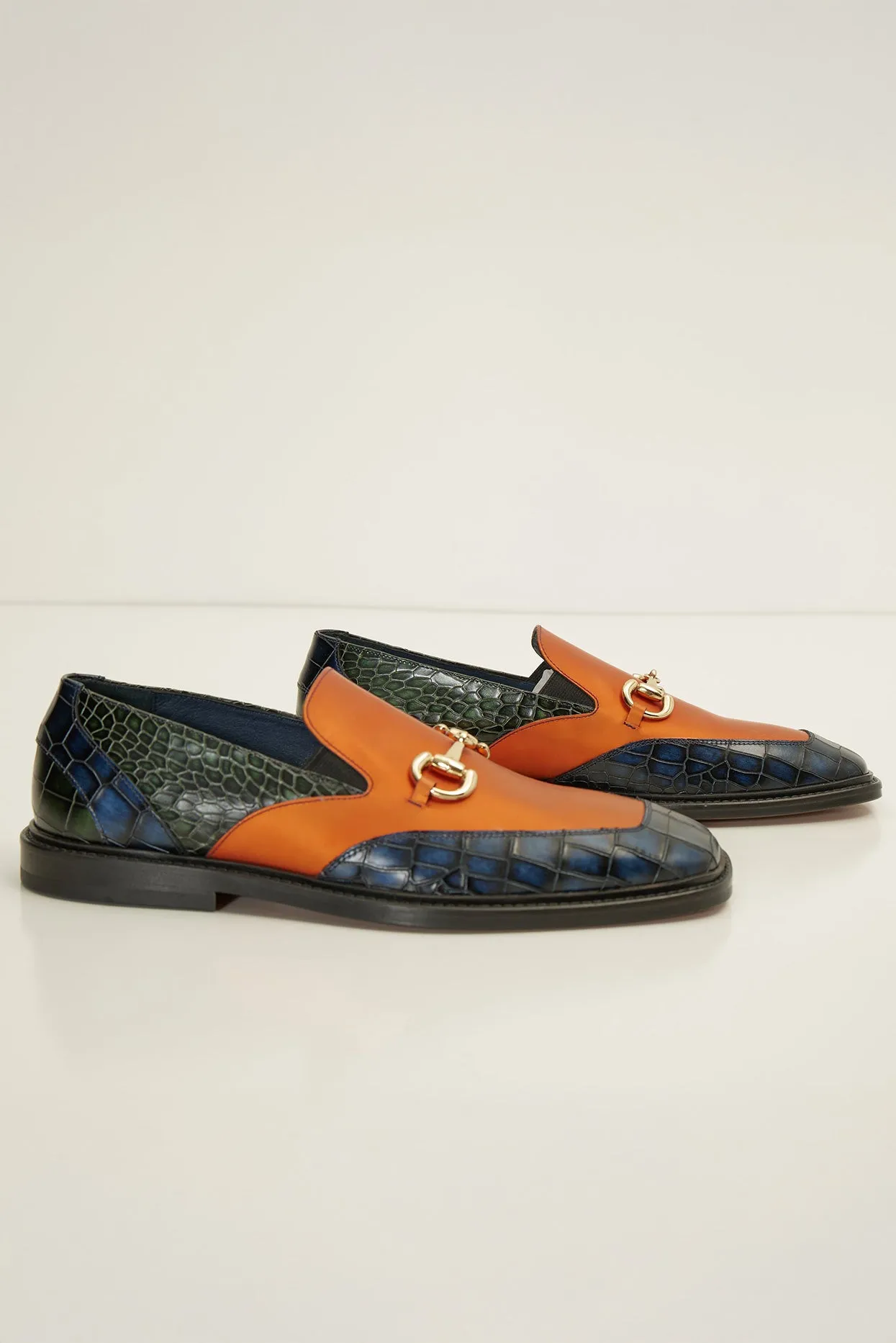 Croc Embossed Leather And Gold Metal Bit Loafer - Navy Orange