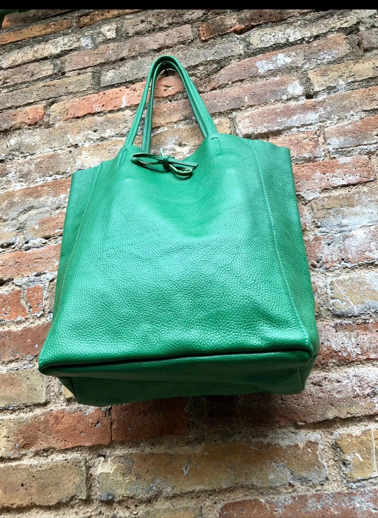 Shopper bag in GREEN. Genuine leather tote bag. Laptop bag, office bag to carry your tablet or books. Large carry all hobo bag. Soft leather
