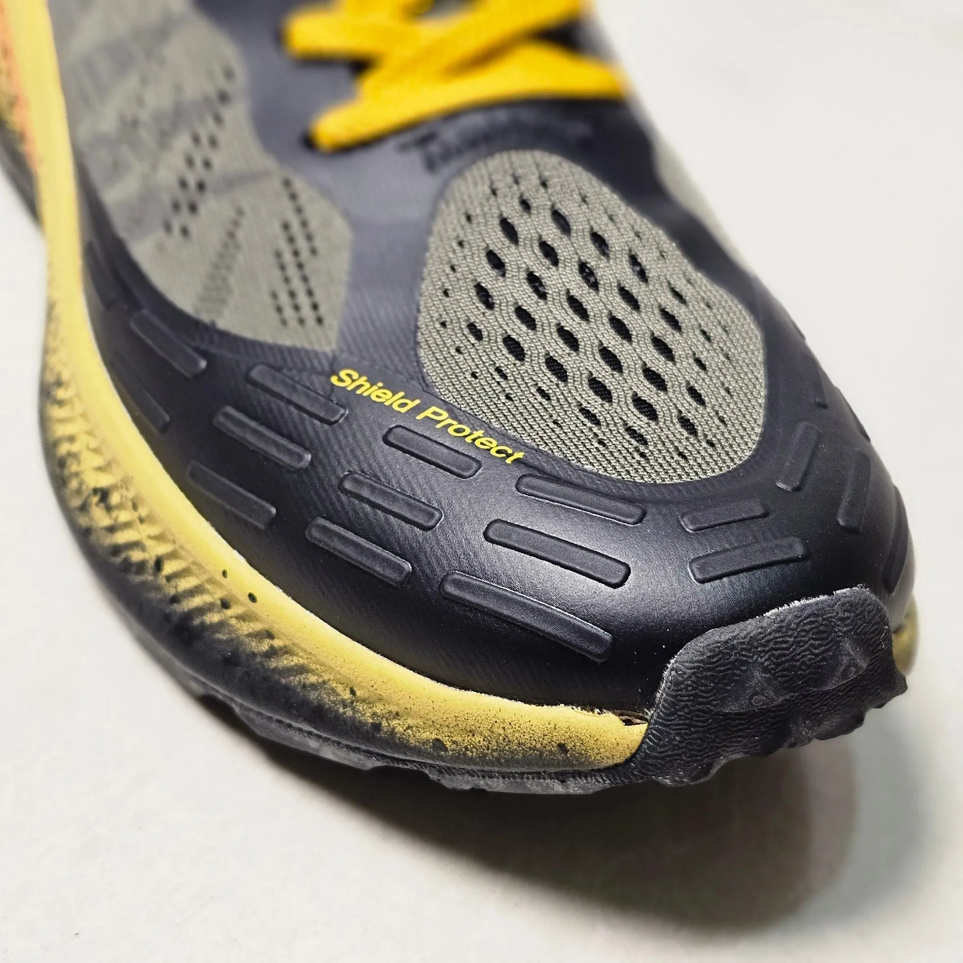 Zara Athleticz Runner Trail Shoes Yellow Black